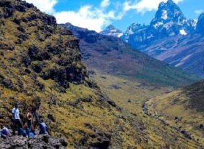 4D 3N Mt Kenya Climbing - Sirimon - Chogoria Route Tour