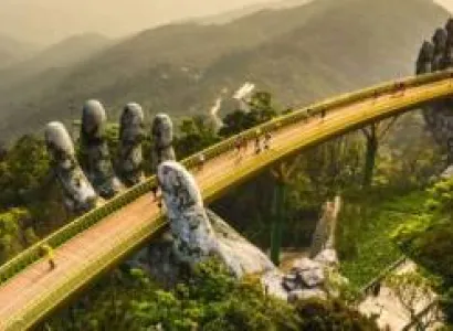 3D Ho Chi Minh City - Hanoi Tour Package