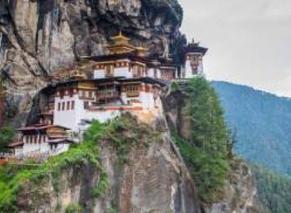 Bhutan Tour Phuentsholing 1N - Thimphu 2N - Punakha 1N - Paro 2N - Phuentsholing 1N