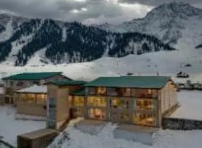 Splendid Kashmir Tour 4 Night - 5 Days