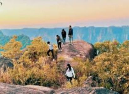 2D Pachmarhi Deluxe Trip Package 2 Guest