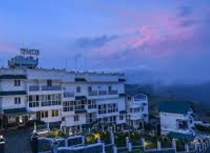 Theni to Vagamon: Thar Roxx Compact Adventure Tour (2 Nights / 3 Days)