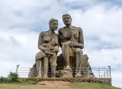 Luxury 1 Night / 2 Days Executive Coach Tour: Madurai – Ramakkalmedu – Madurai