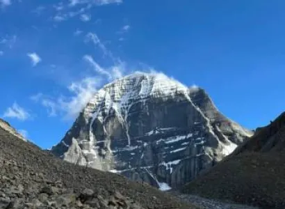 Kailash Mansarovar Yatra Overland Via Kyirong for 14 Nights and 15 Days