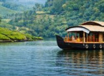 3N/4D Honeymoon Package, Kerala