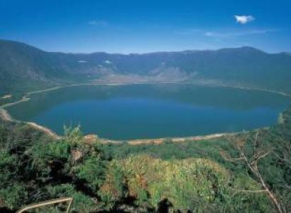 Ngorongoro Crater Immersion: A 4-Day Highland Safari