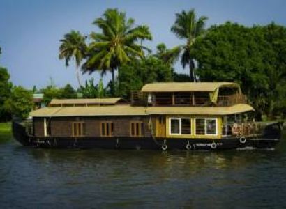 5 Days Thekkady & Alleppey & Munnar Tour Package Budget