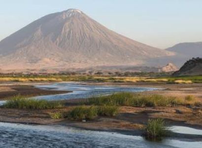 2 Nights 3 Days Oldonyo Lengai Mountain Climbing and Lake Natron tour