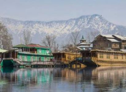 3 Nights - 4 Days Kashmir Package
