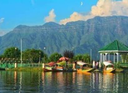 Paradise On Earth - Kashmir Tour 4 Nights - 5 Days