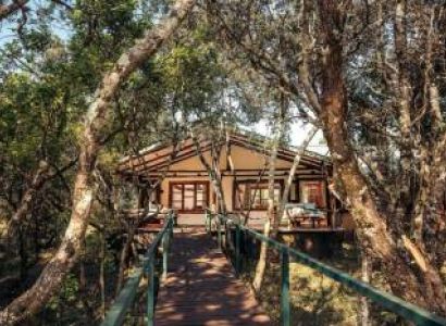 Basecamp Mara Houses