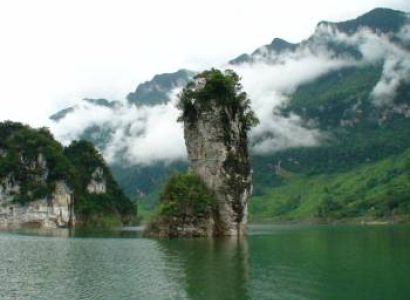 8 Days Luxury Tour - Ha Long & Lang Son & Cao Bang & Ha Giang & Dong Van