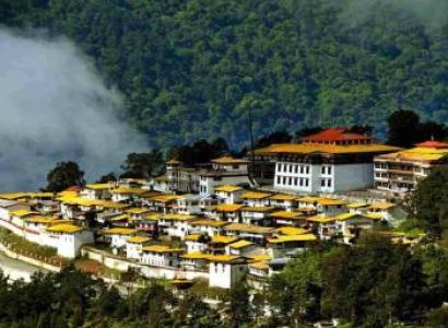 Bhalukpong & Bomdila & Dirang & Guwahati & Tawang Tour Package - 8 Days Standard