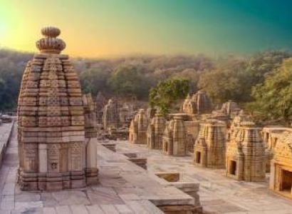 4 Days Gwalior & Orchha & Lakhimpur Kheri Tour Package Budget