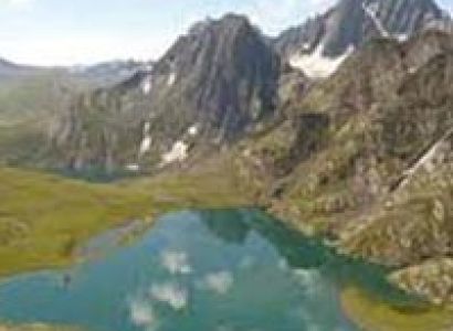 Charming Kashmir Tour