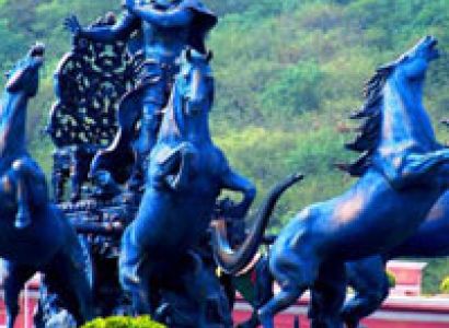 Hyderabad & Ramoji Film City Tour