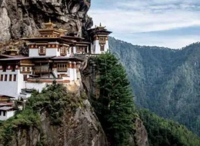 North East With Bhutan Tour