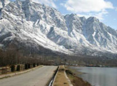Himachal with Amritsar Honeymoon Holiday Package
