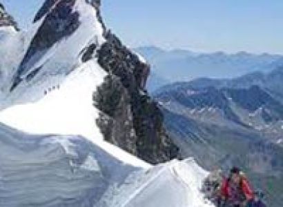 5 Days Mount Kenya Climbing Sirimon Out Chogoria Tour