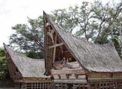 Lake Toba & Samosir 3 Days Package