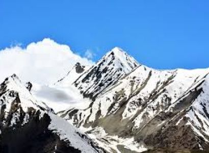 Expedition to C.b.13 (6264 M) Tour