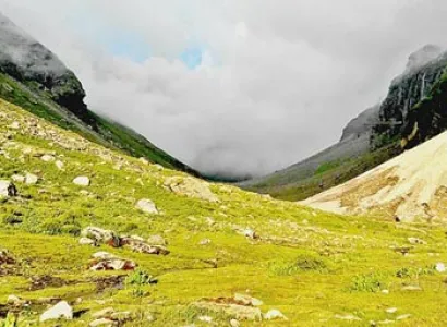 Hampta Pass Trek Tour