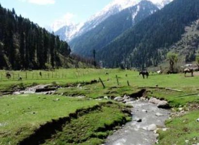 Kashmir - Vaishnodevi - Amritsar  Tour