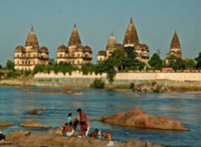 Delhi - Agra - Orchha & Khajuraho Tour by Car and Varanasi by Train