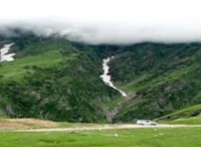 Kullu - Manali Volvo Tour Package