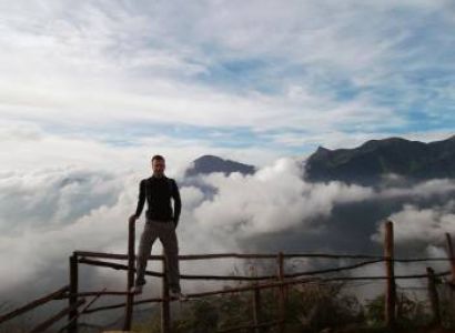 Cochin – Munnar – Thekkady – Alleppey – Kovalam – Trivandrum Tour