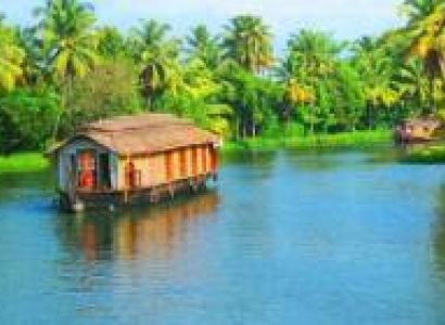 Heavenly Kerala Dlx. with Kollam Package