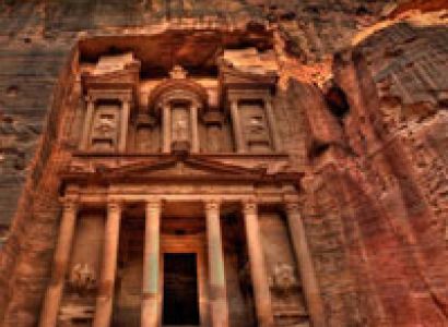 Petra - Worth the Effort to get there! Only 210 $ Per Person