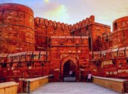 Delhi - Agra - Mathura - Vrindavan - Amritsar Tour