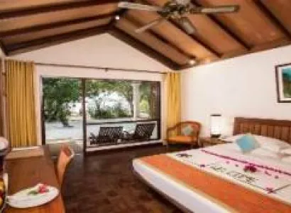 Reethi Beach Resort Maldives 7 nights