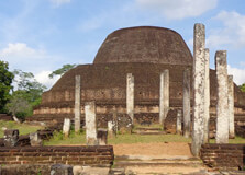 Polonnaruwa Travel Guide