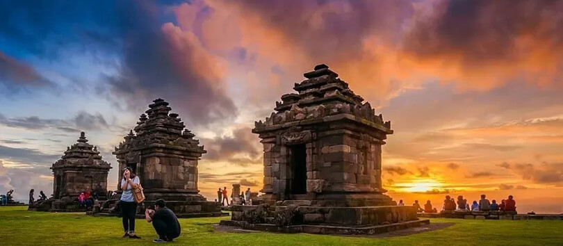 Top Tourist Places To Visit in Yogyakarta