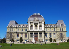 Lausanne Travel Guide